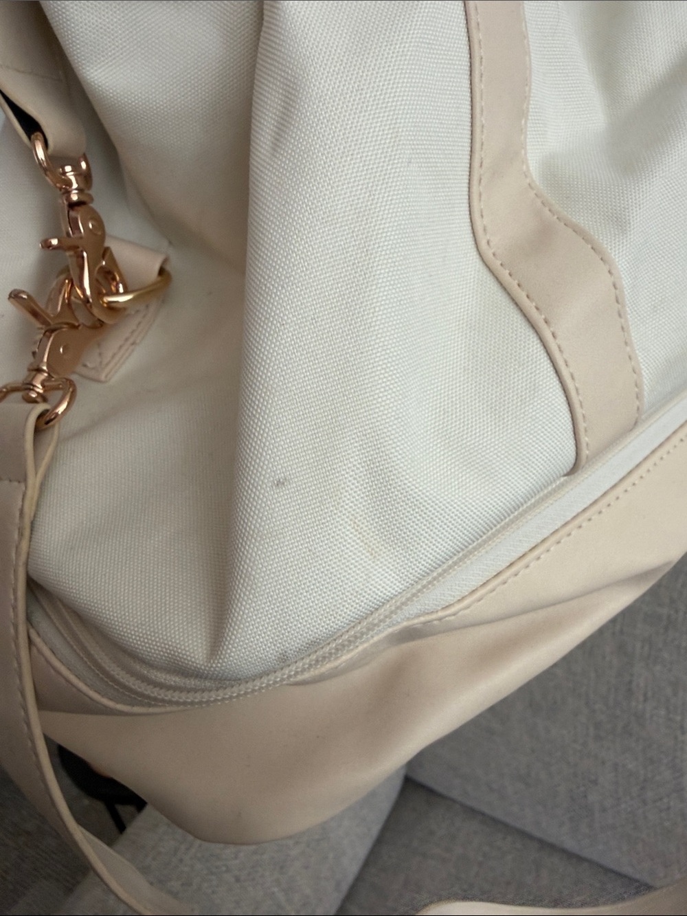 Weekender Duffle Bag - Picture 8 of 11